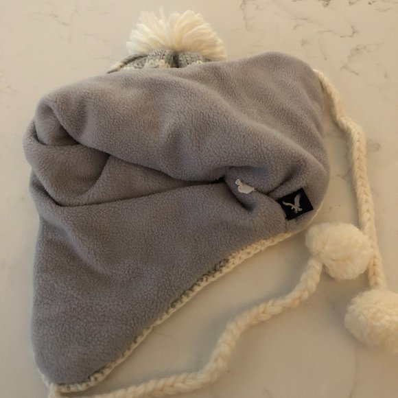 American Eagle Knit and Fleece Trapper Hat - Picture 3 of 3